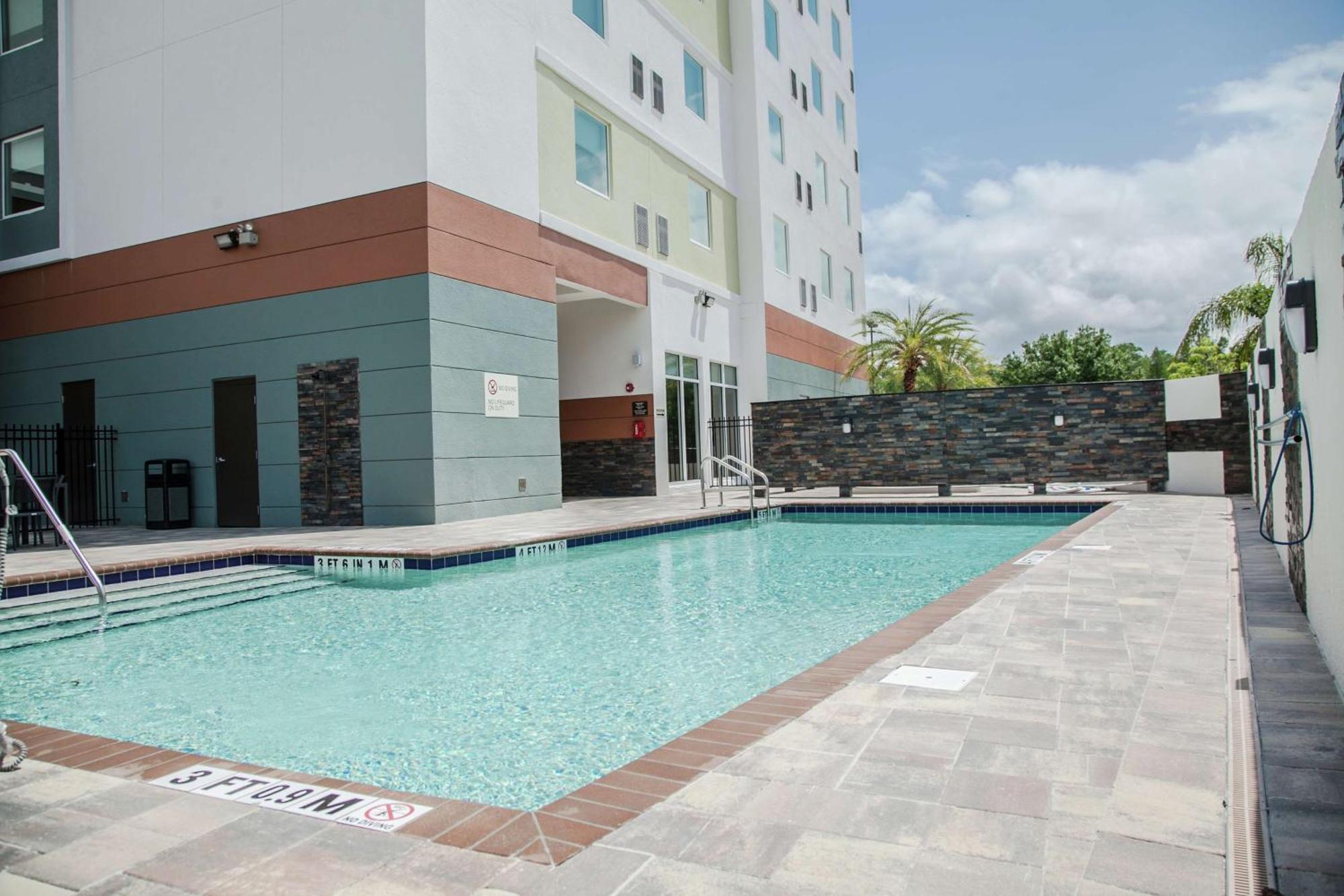 Hilton Garden Inn Tampa Suncoast Parkway Lutz Exteriör bild